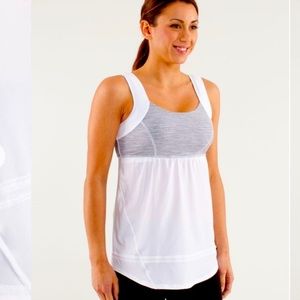 LULULEMON Unpadded Chase Me Tank Top D7